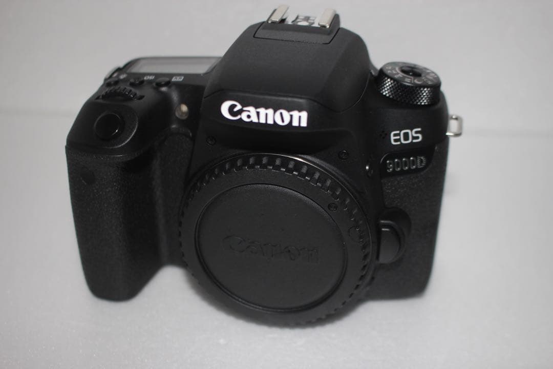 ☆キャノンCanon EOS 9000D 標準&望遠&単焦点トリプルレンズセット