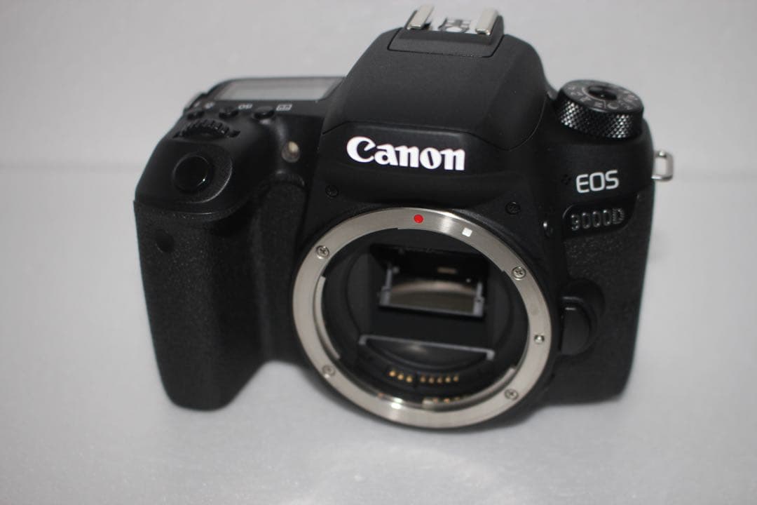 ☆キャノンCanon EOS 9000D 標準&望遠&単焦点トリプルレンズセット