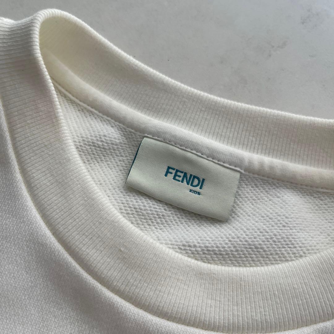 FENDI クロップドTシャツ