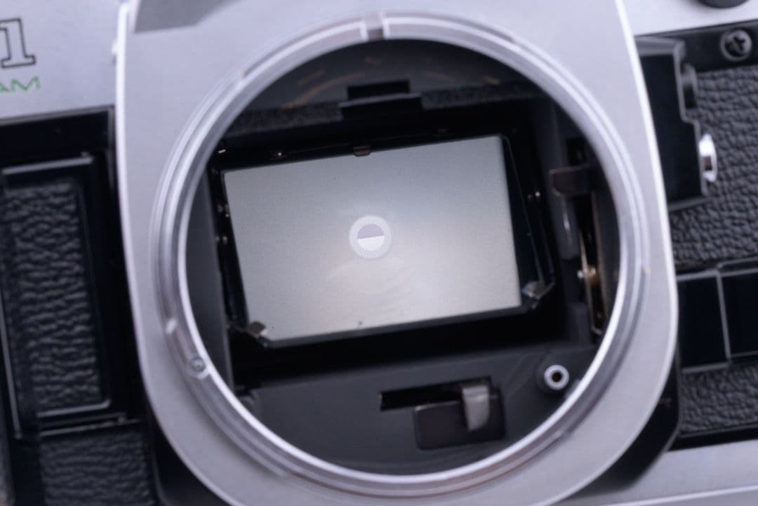 フィルムカメラ Canon AE-1P + NewFD 28mm F2.8