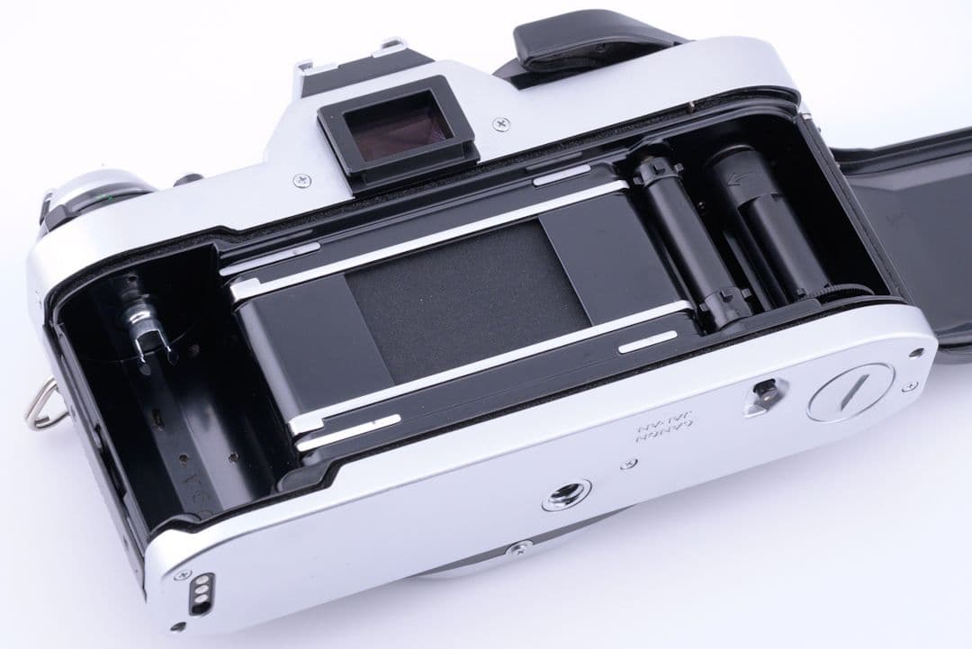 フィルムカメラ Canon AE-1P + NewFD 28mm F2.8