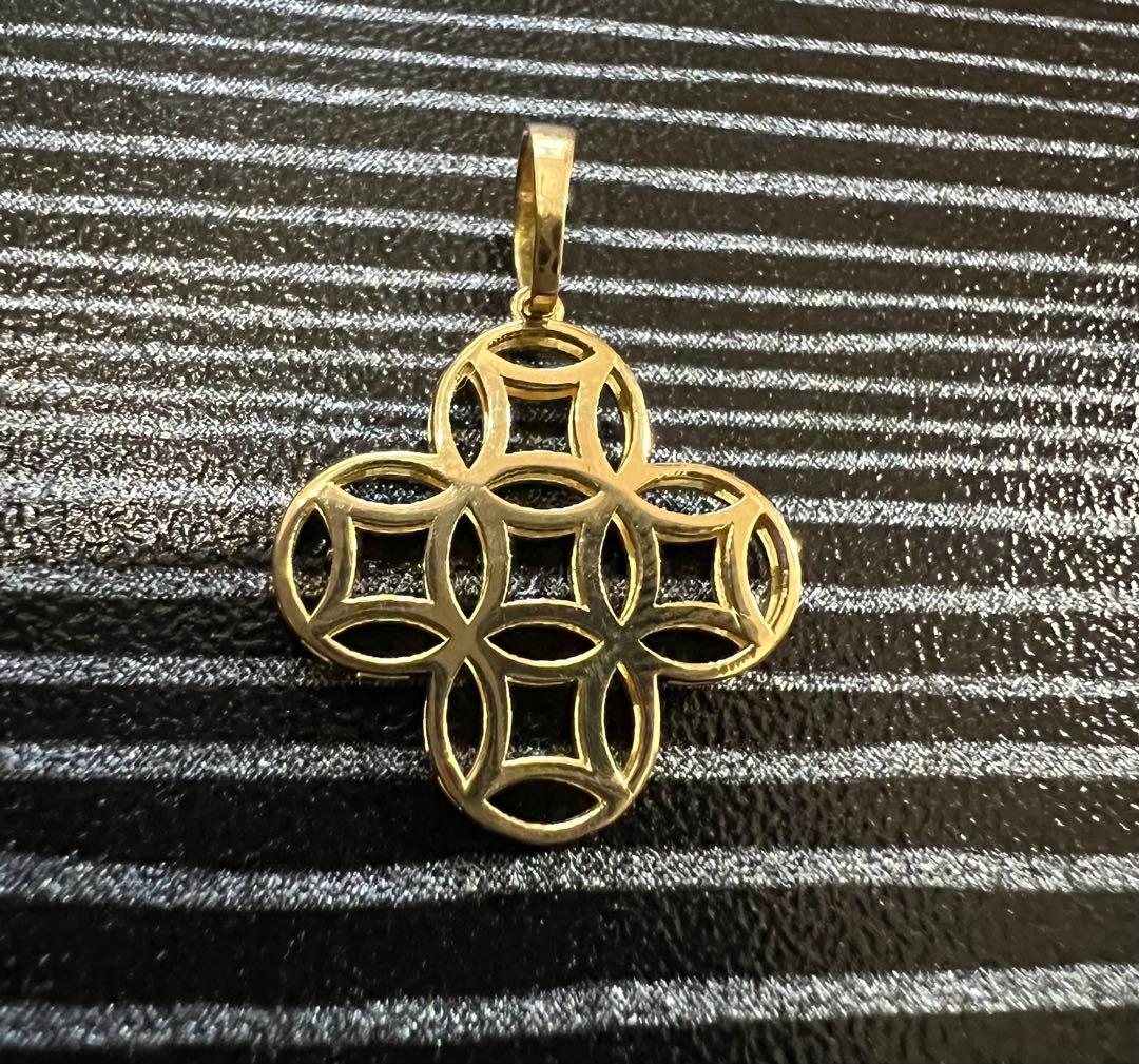 【値下げ】18金ペンダントタップ クローバー