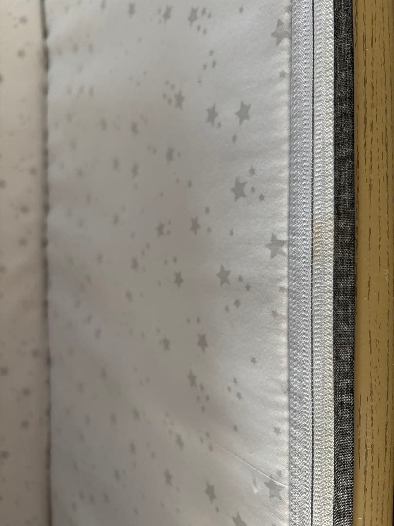 Sugar Red  HZDMJ ベビーベッド ライトグレー