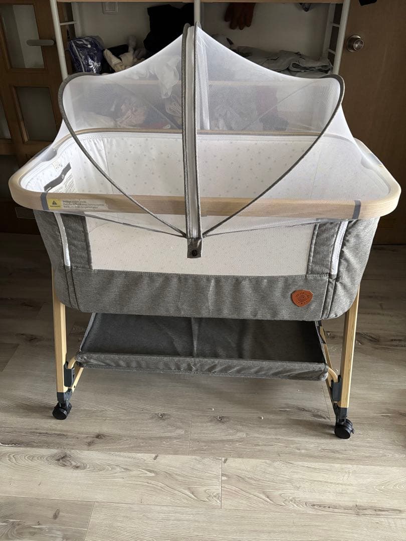 Sugar Red  HZDMJ ベビーベッド ライトグレー