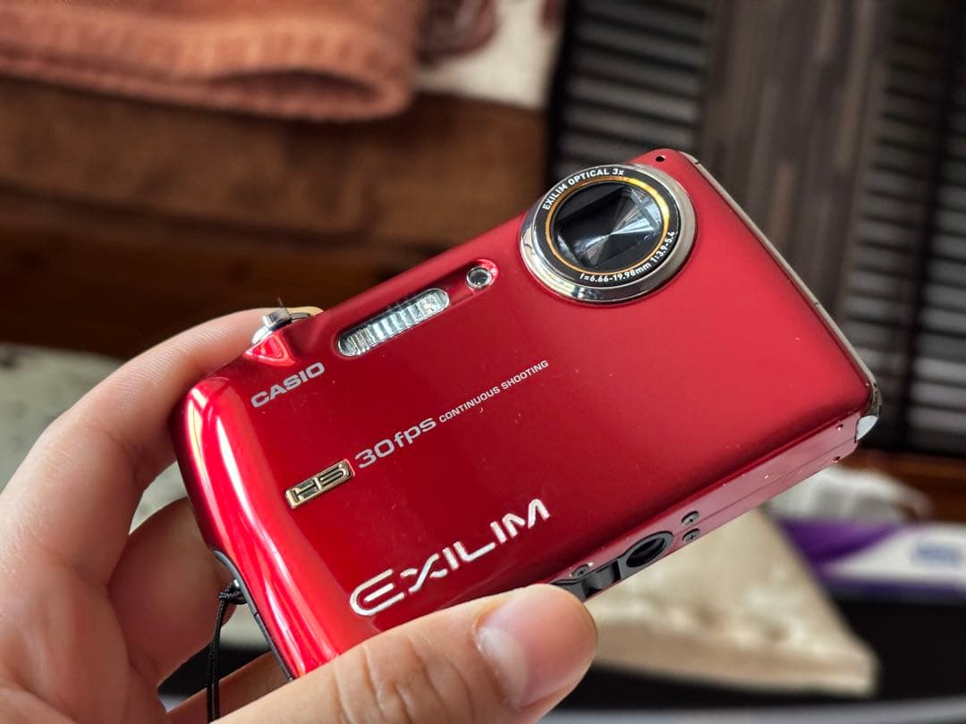 Casio EXILIM コンパクトデジタルカメラ