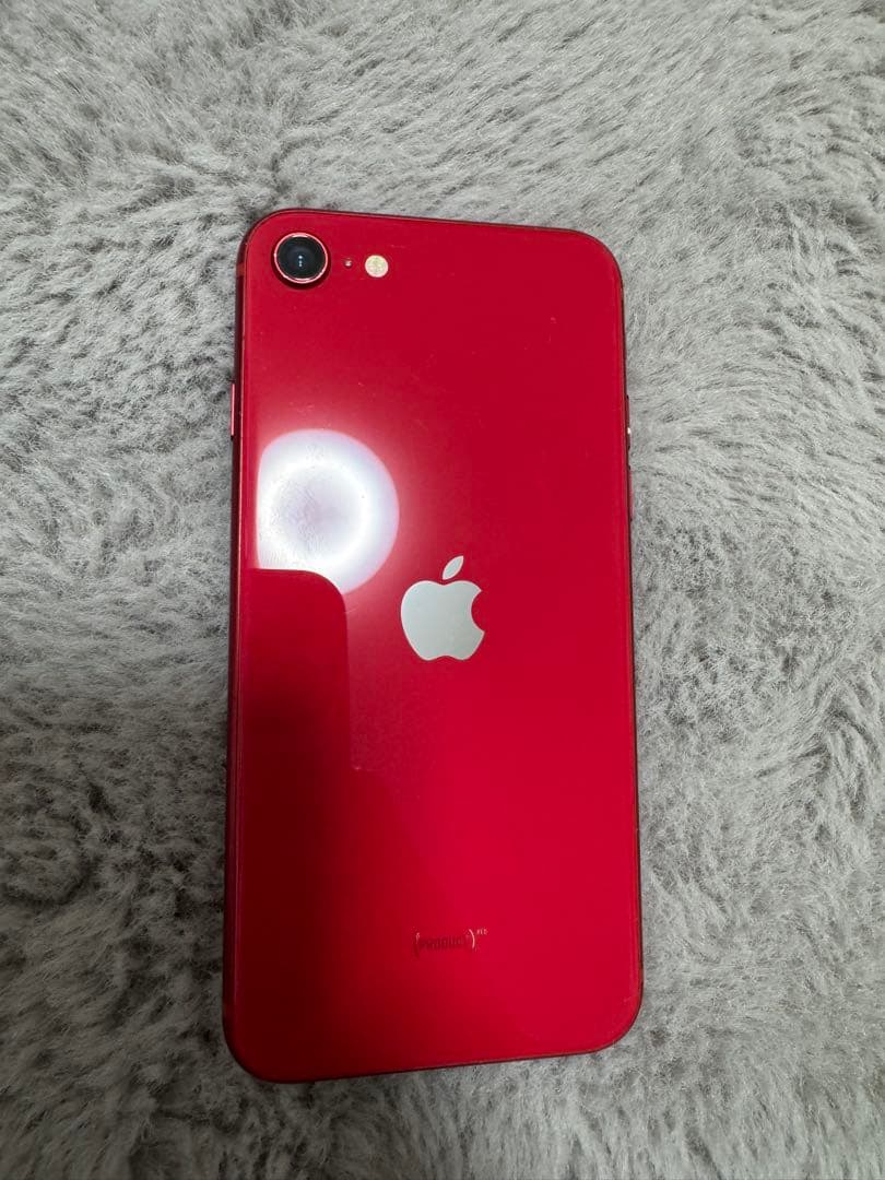 スマートフォン本体 iPhone se 64GB