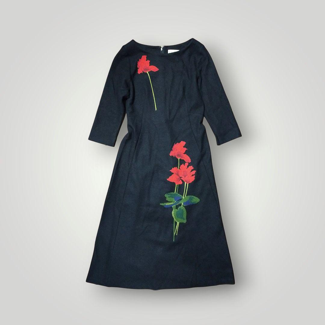 美品 Sybilla シビラ 花刺繍 ロングワンピース ウール素材 ブラック