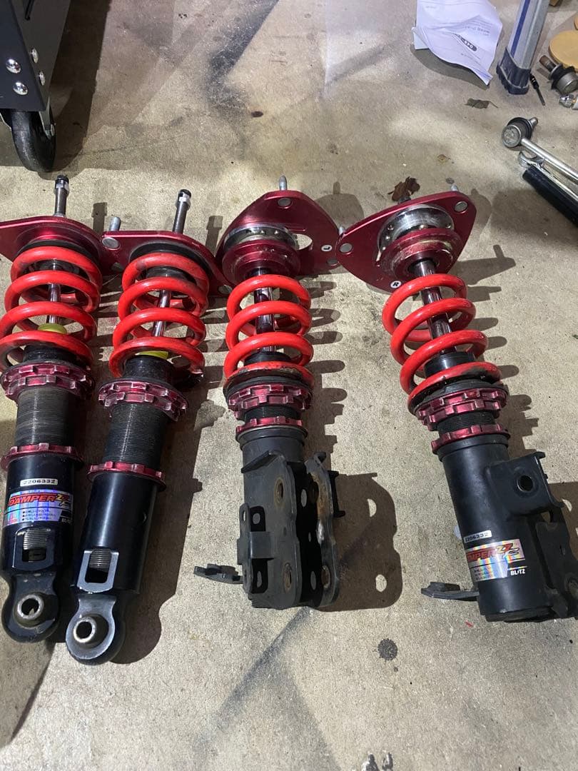 ク*ー様 BLITZ DAMPER-ZZR 車高調　86 BRZ