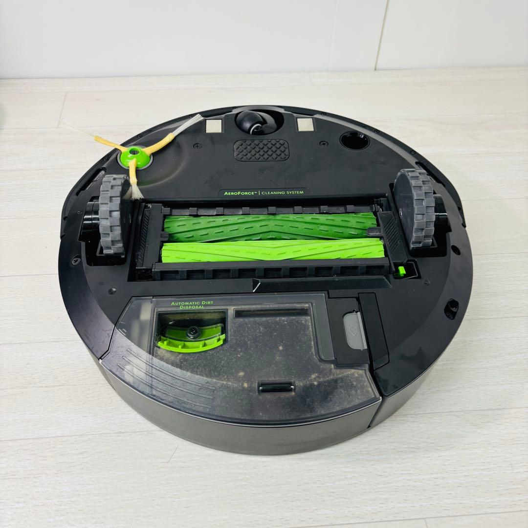 ルンバアイロボット　ルンバi3+ クリーンベースセット