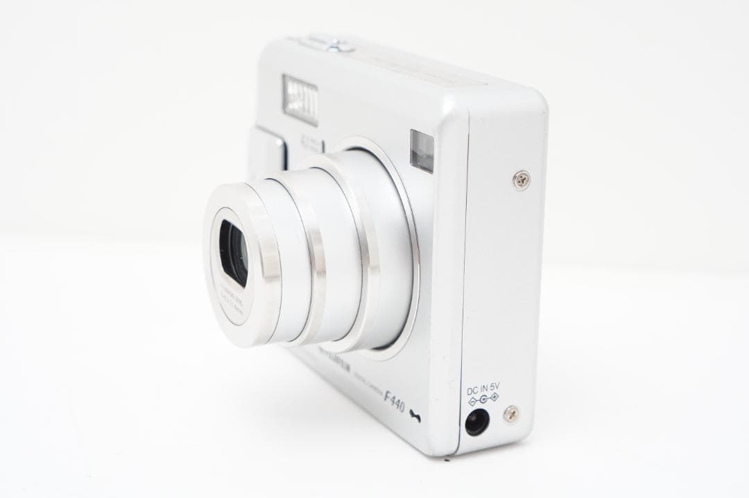 ＜美品＞FUJIFILM 富士フイルム FINEPIX F440