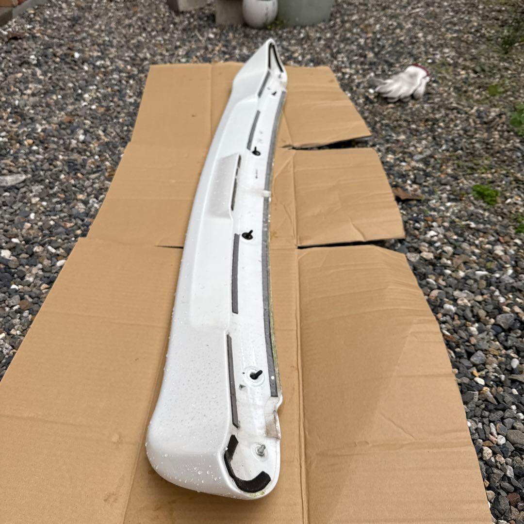 ハイエース　リアウィング　070