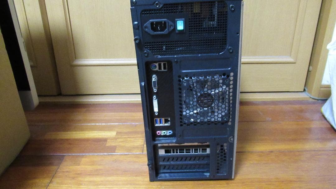 自作ゲーミングPC　i5/16GB/256GB+2TB/GTX1660Super