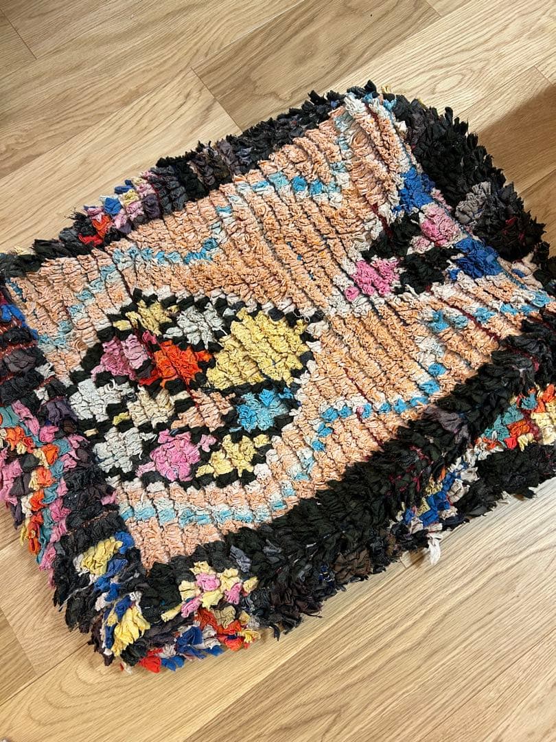モロッコ　プフ　pouf アジラル　オットマン クッション　ラグ
