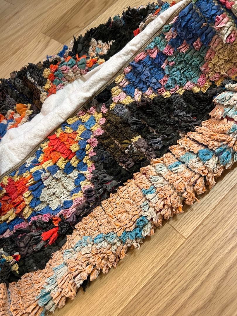 モロッコ　プフ　pouf アジラル　オットマン クッション　ラグ