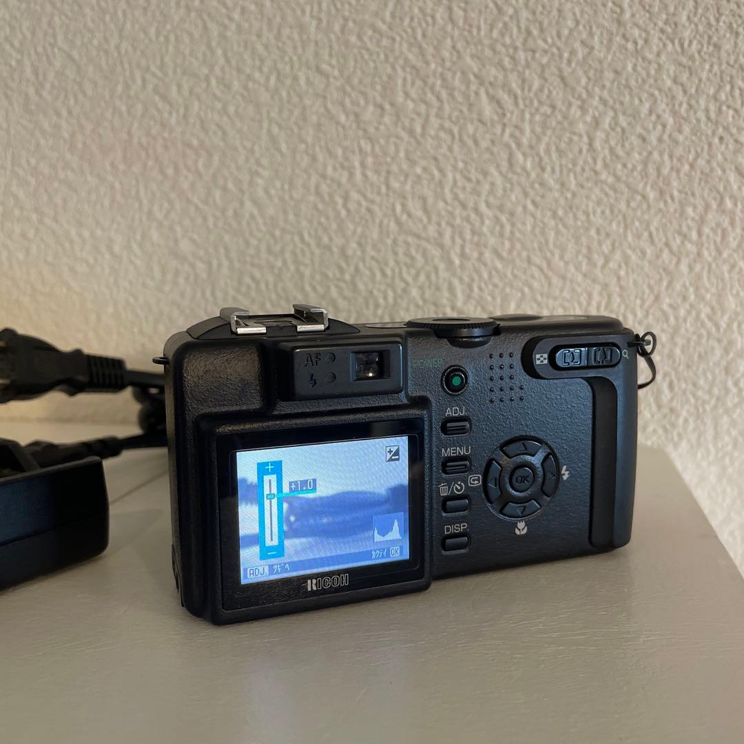 動作確認済 Caplio GX8 バッテリーチャージャーBJ-2付属