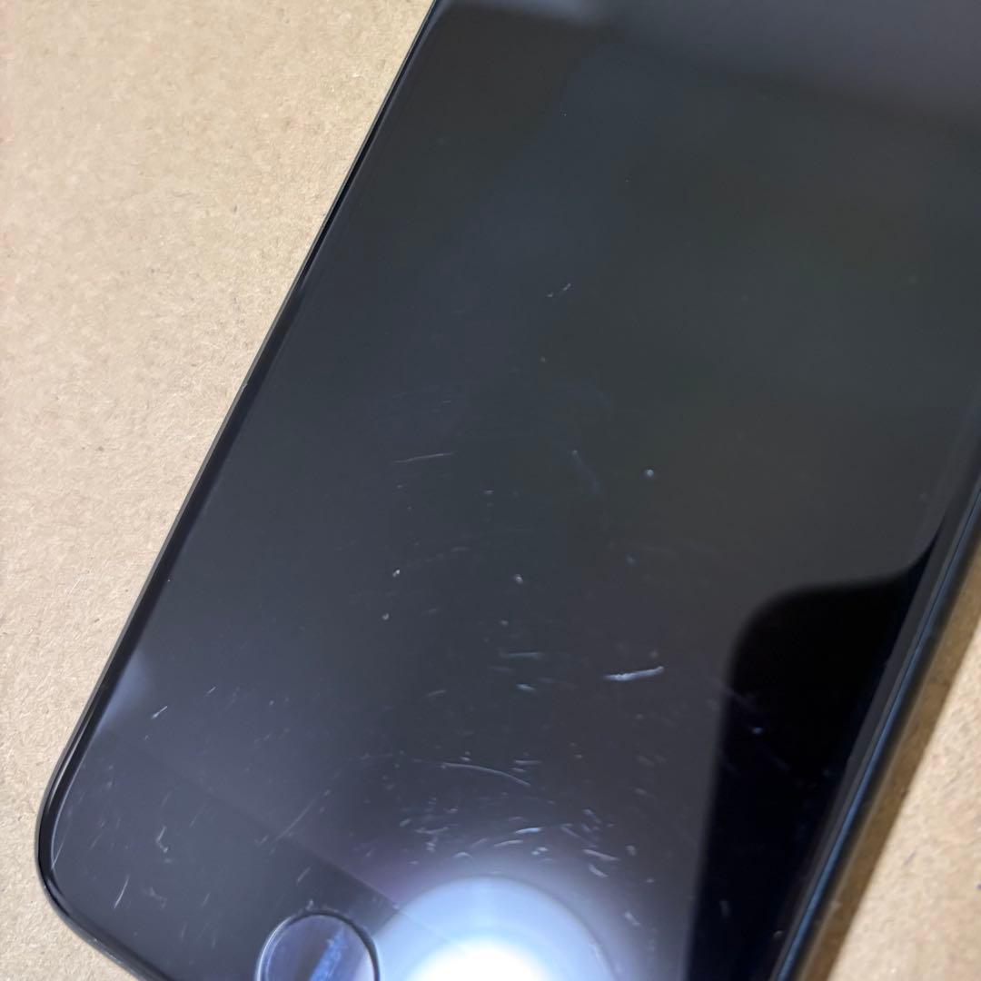 iPhone SE3 64GB黒ミッドナイト
