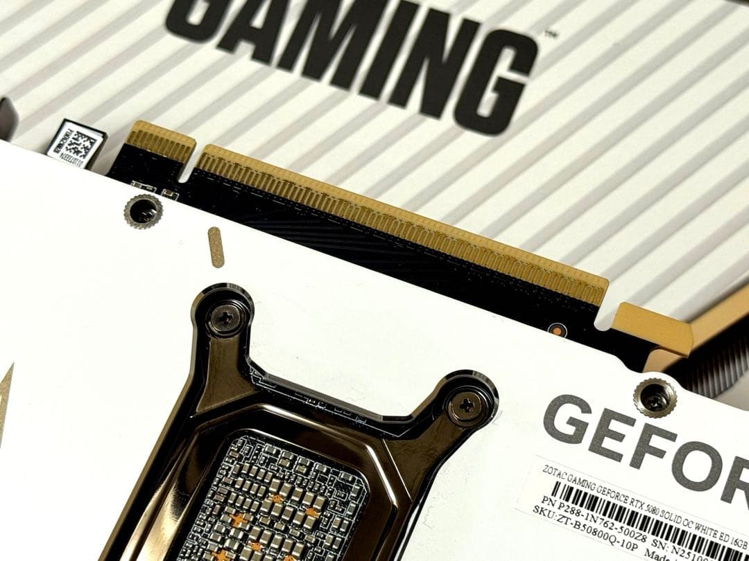 z*n様 ZOTAC RTX 5080 SOLID OC White Editi
