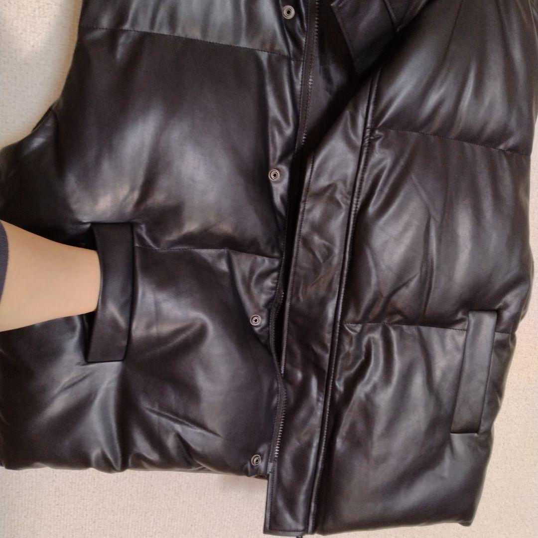 XLサイズ 黒 レザー重厚感ダウンベスト 新品未使用