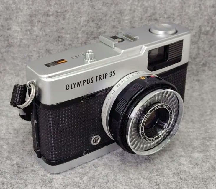 Olympus Trip 35 コンパクトカメラ