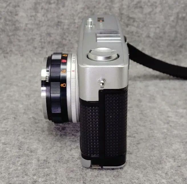 Olympus Trip 35 コンパクトカメラ