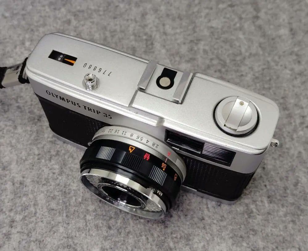 Olympus Trip 35 コンパクトカメラ