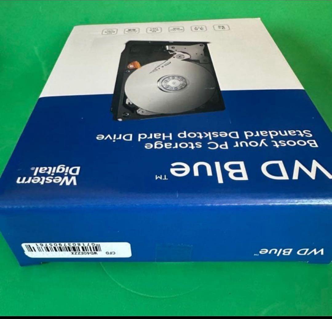 【新品未使用】WesternDigital製 4TB HDD WD40EZZX