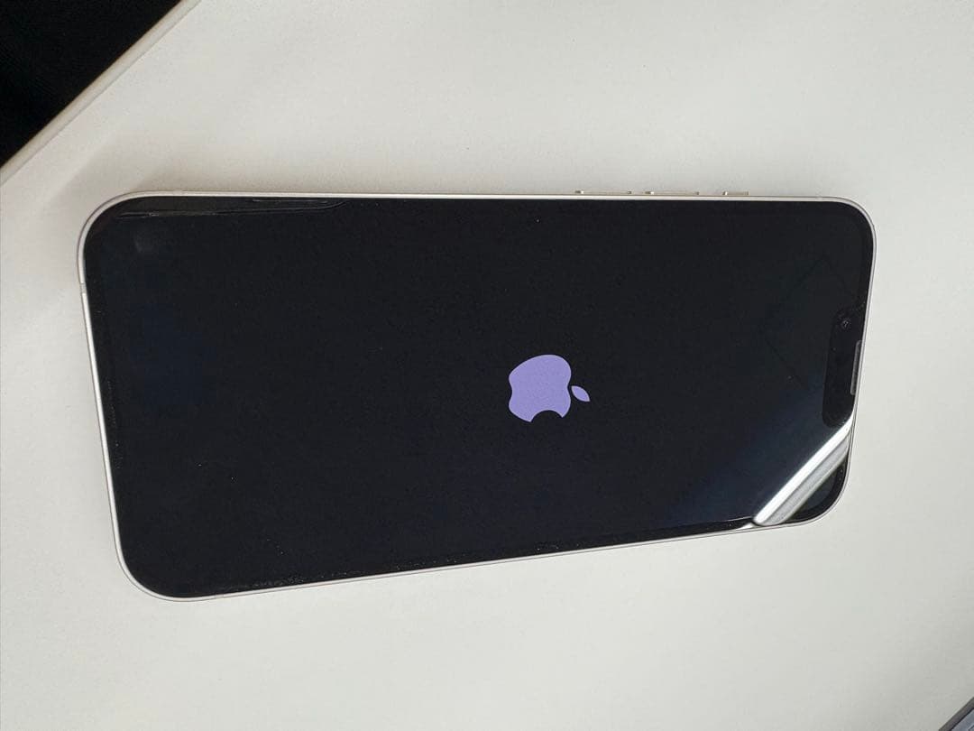 iPhone 13（128GB／スターライト）