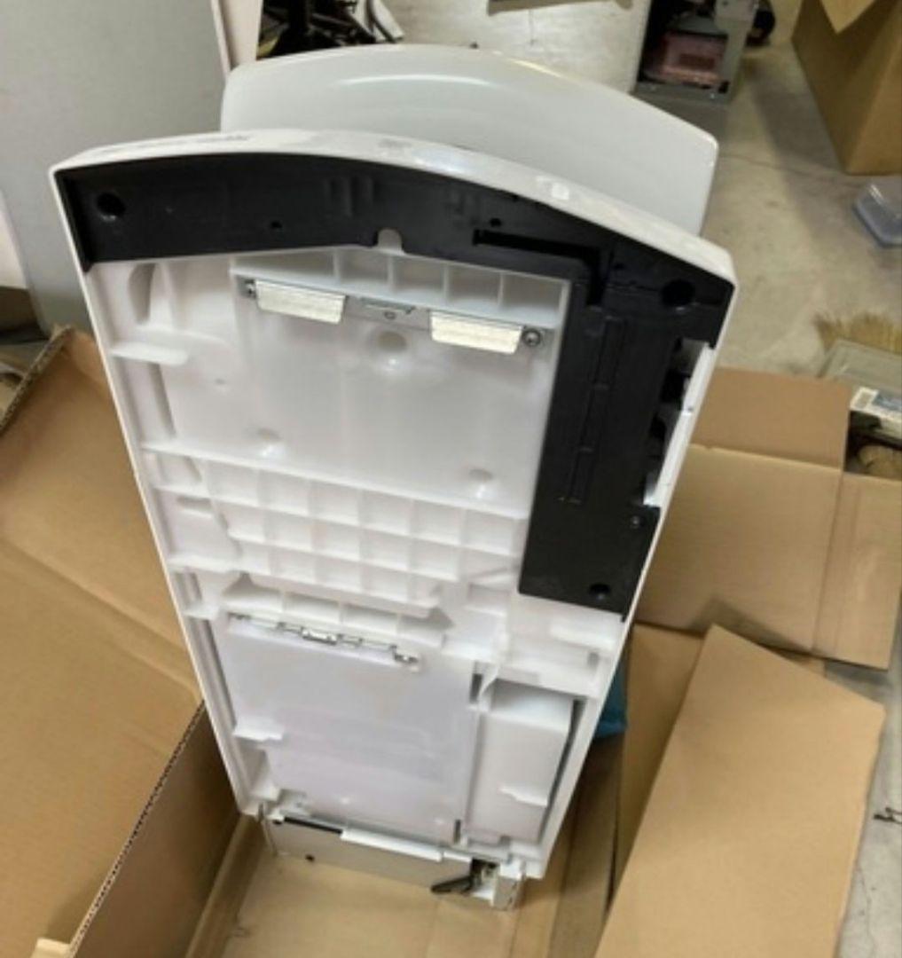 ジェットタオル　ハンドドライヤー　JT-SB216　三菱　新品未使用