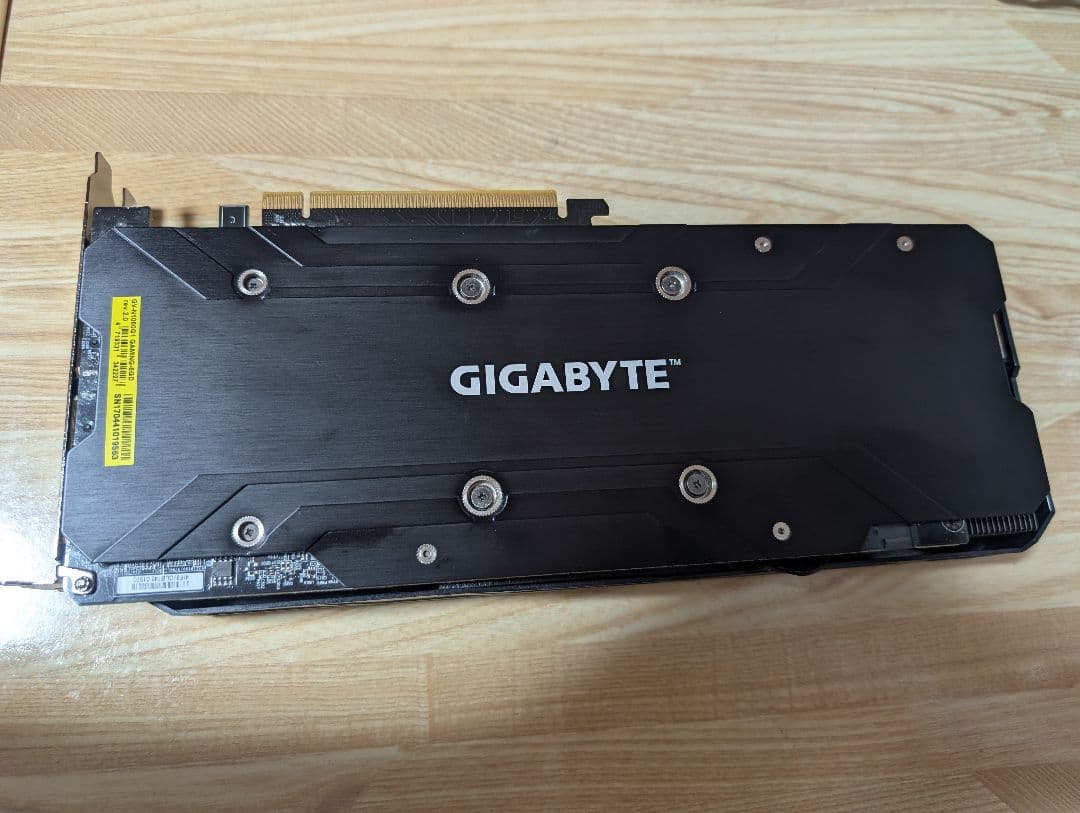 GIGABYTE GTX 1060 6GB グラフィックボード　RGB