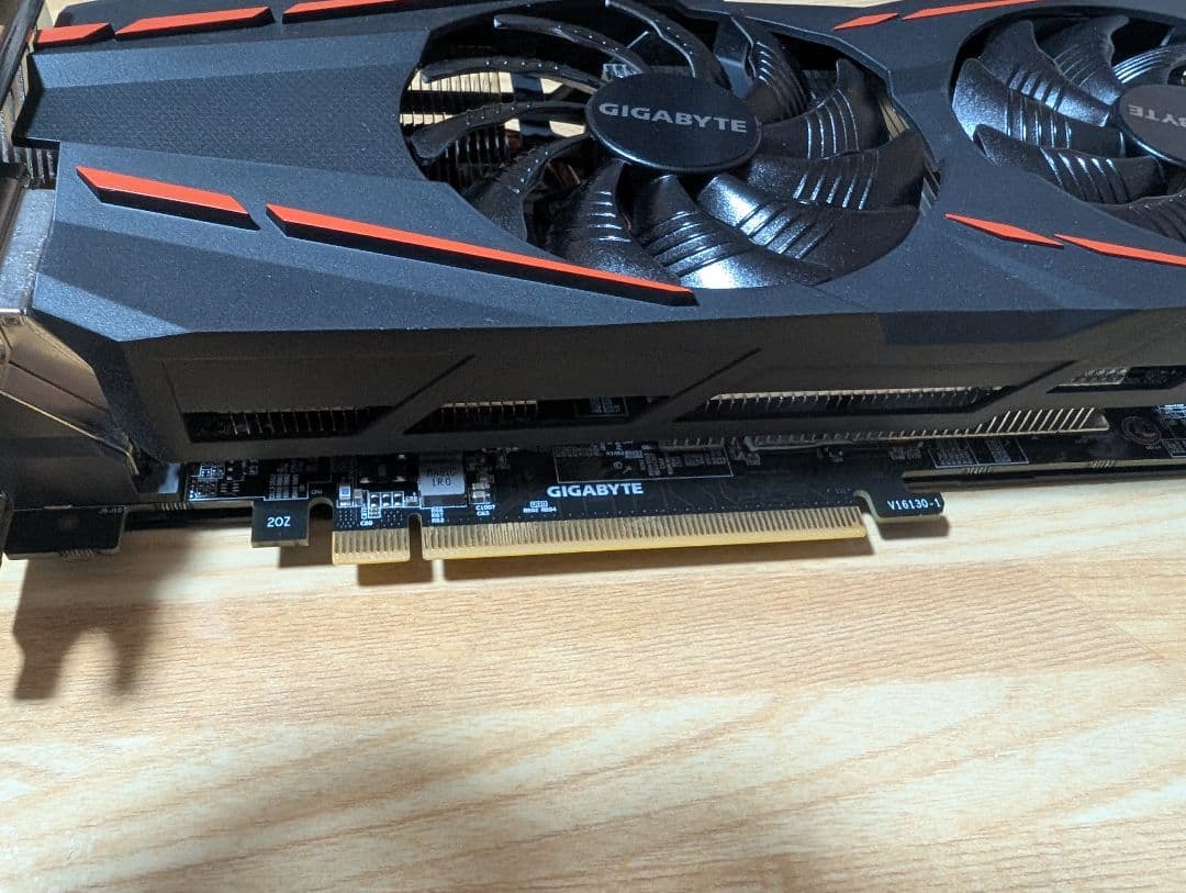 GIGABYTE GTX 1060 6GB グラフィックボード　RGB
