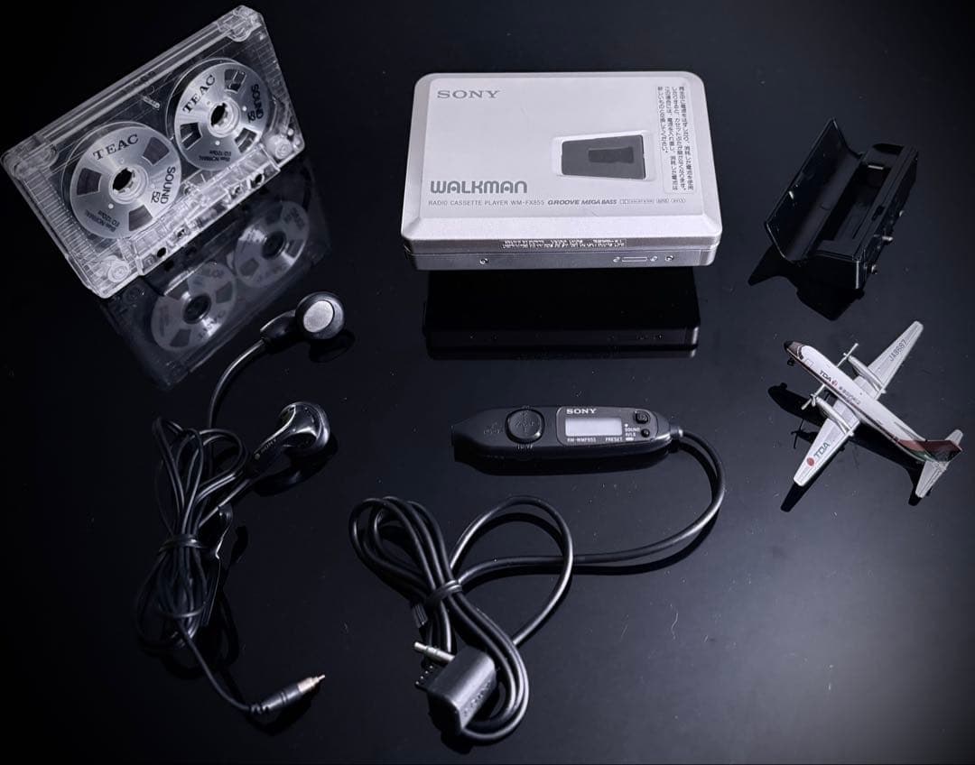 カセットウォークマンSONY WM-FX855 銀「整備済み、完動美品」