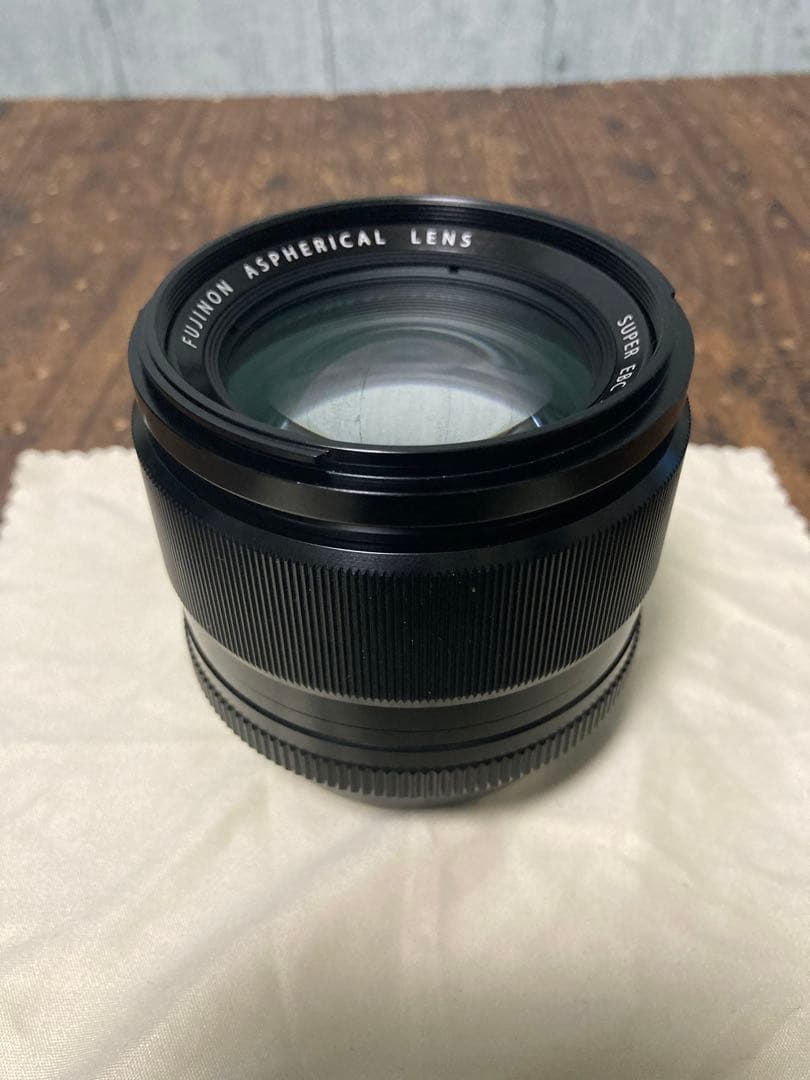 Fujinon XF 56mm f/1.2 レンズ