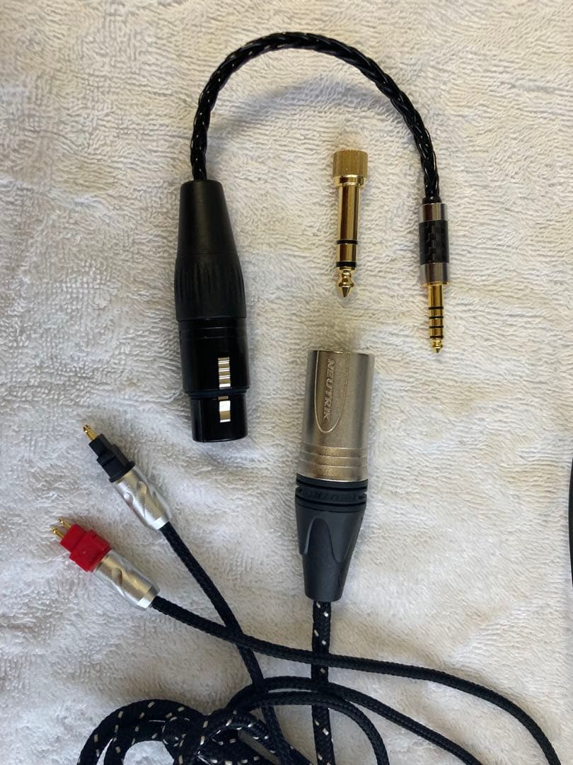 ゼンハイザーHD 25 LIGHT バランスリケーブルと変換アダプター付属