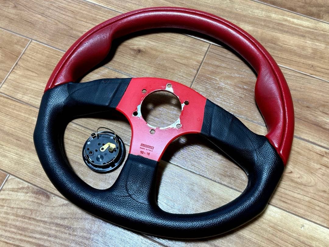 日曜日限定値下げ！美品 MOMO コマンド2 レッド 35パイ