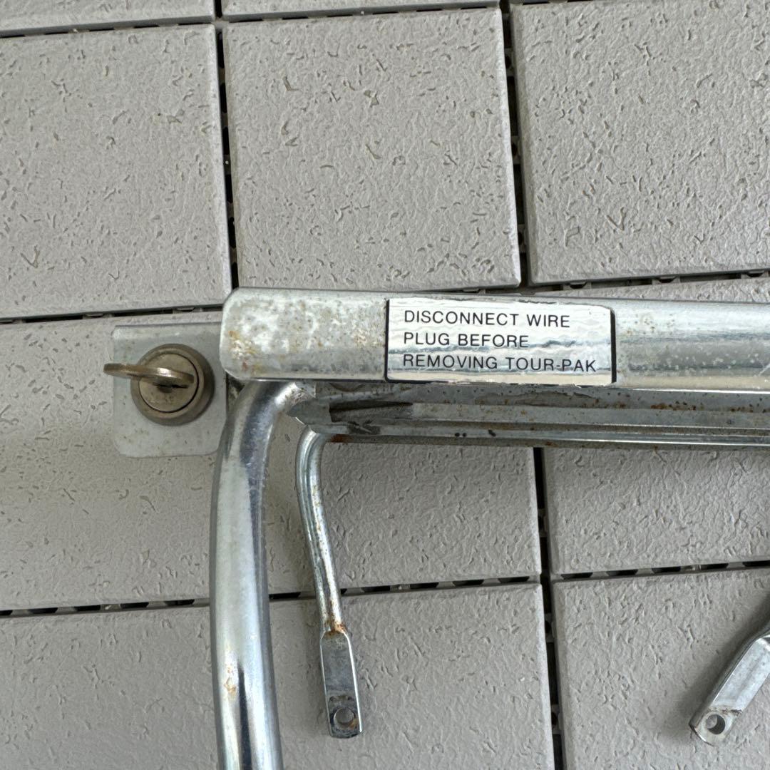 ハーレーダビッドソン　ショベルFLHリアキャリア