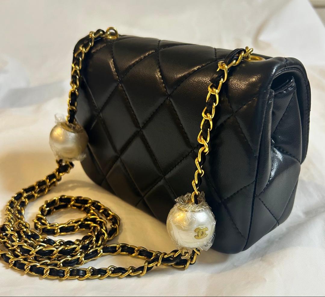 CHANEL ノベルティ ミニショルダーバッグ パールチェーン 黒