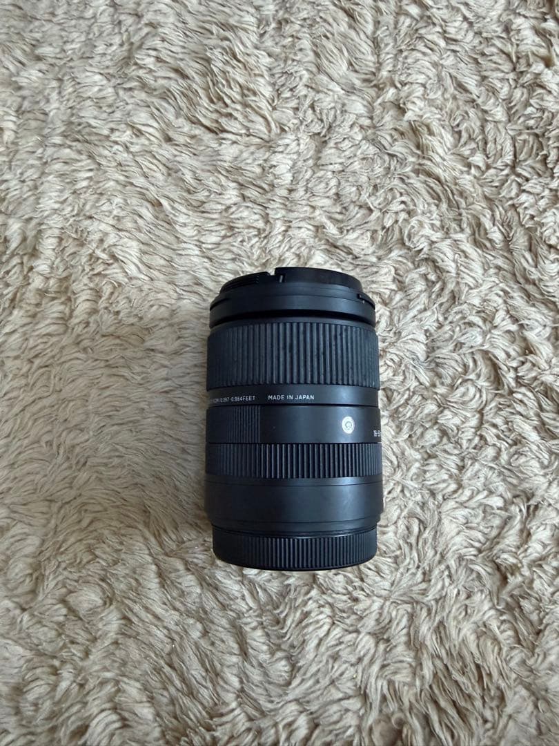 Xマウント　SIGMA 18-50mm F2.8 DC