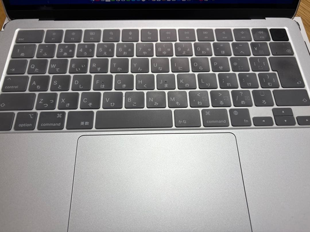 MacBook Air M2 8GB 256SSD シルバー