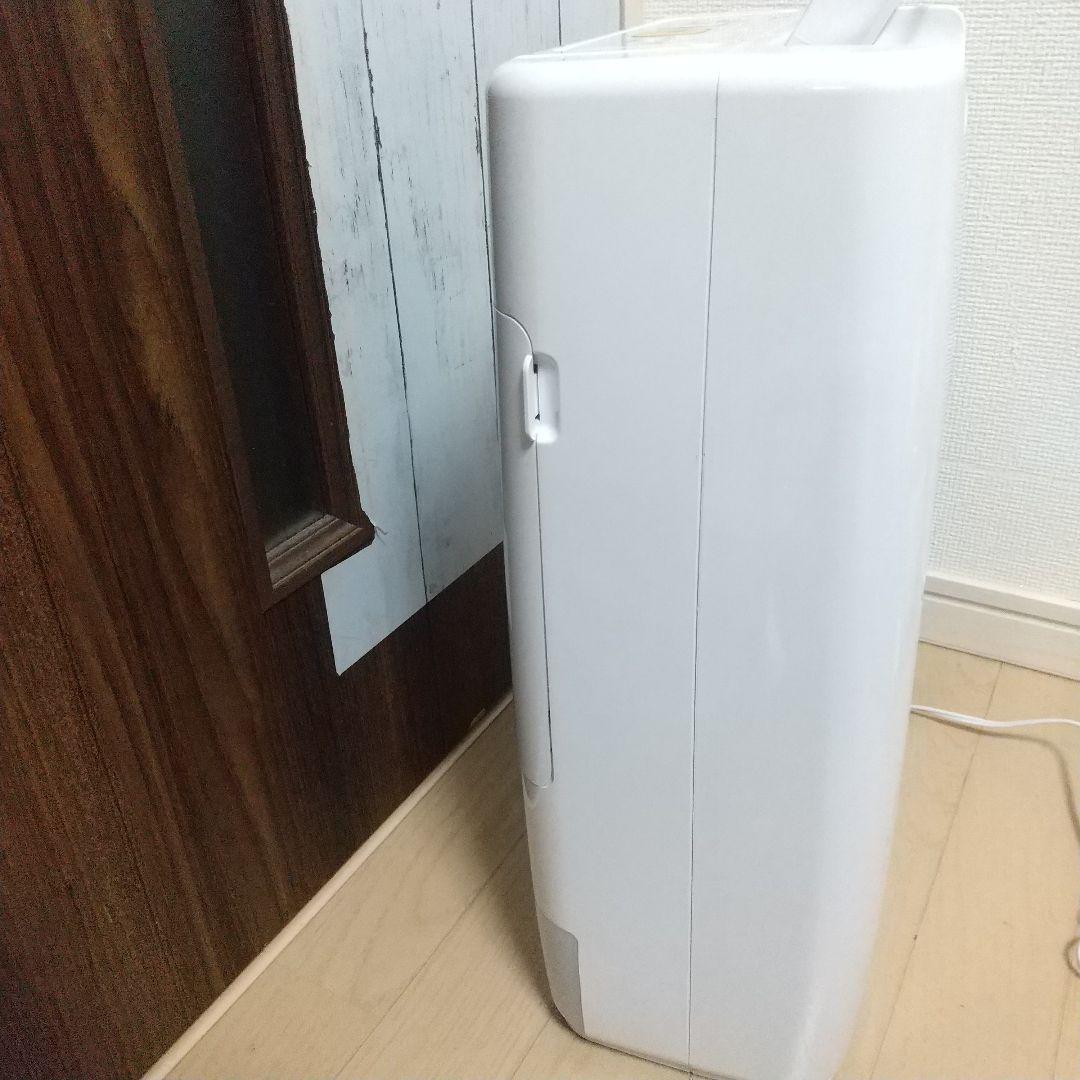 キレイな物をお探しの方にオススメ➰アイリスオーヤマ除湿器