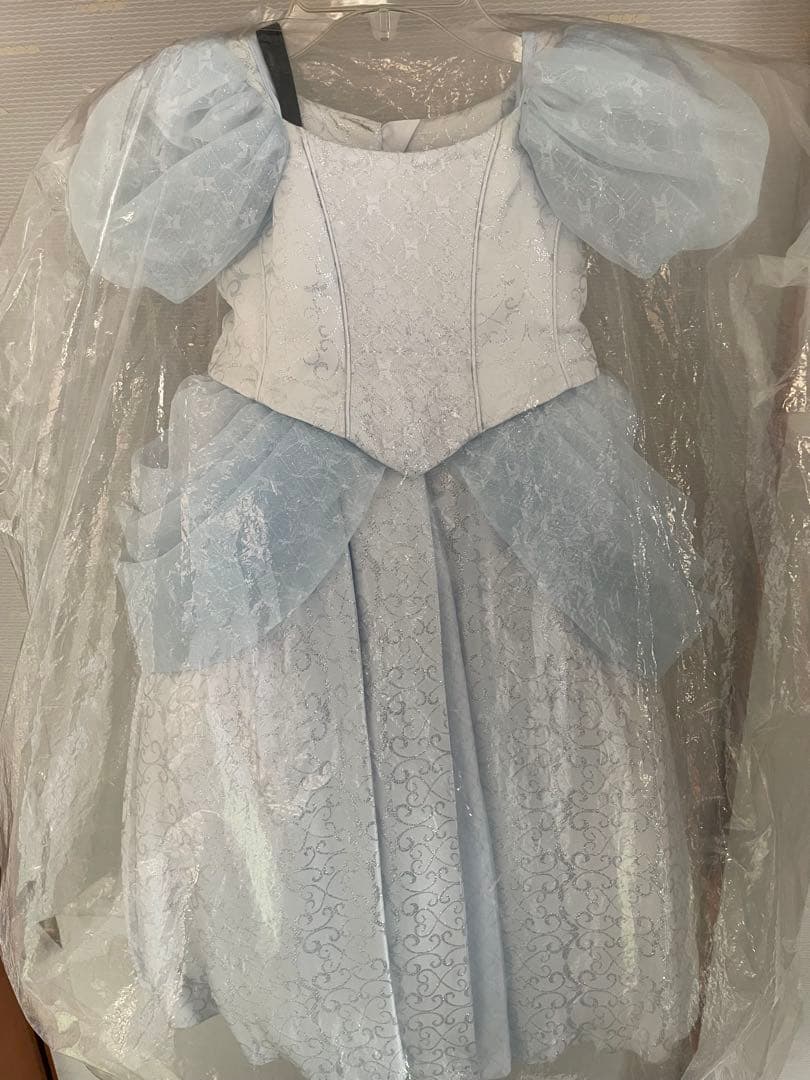 ディズニー　プレミアムシンデレラドレス