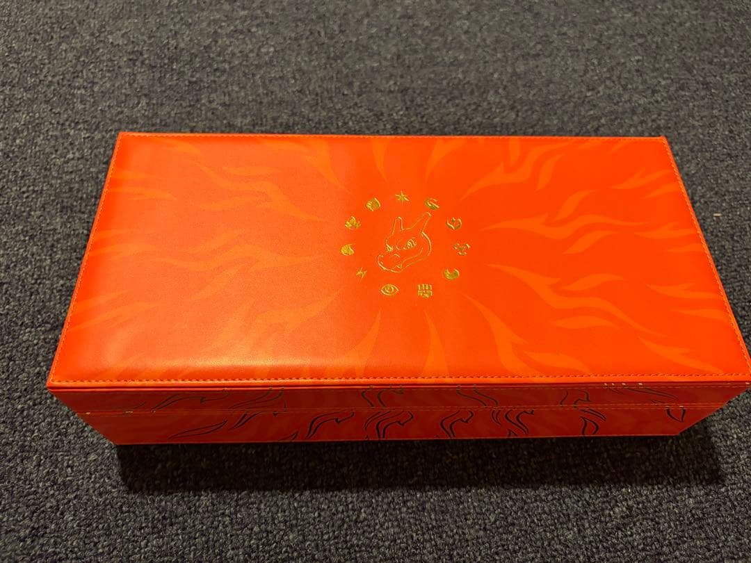 ポケモンカードゲーム　中国語版限定　リザードン模様ファイル+収納ボックス