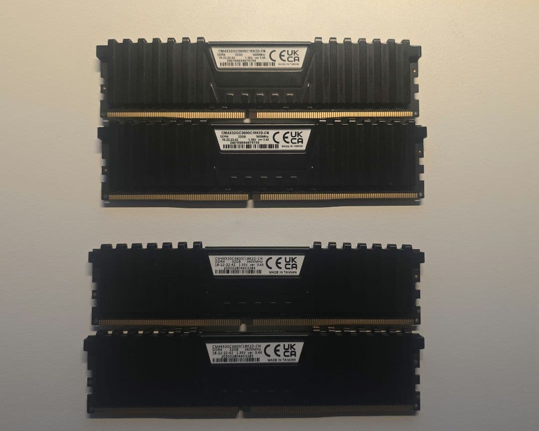 CORSAIR Vengeance LPX DDR4 32GB×4 128GB