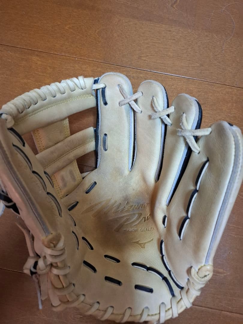k*2様 ミズノプロ軟式グローブ