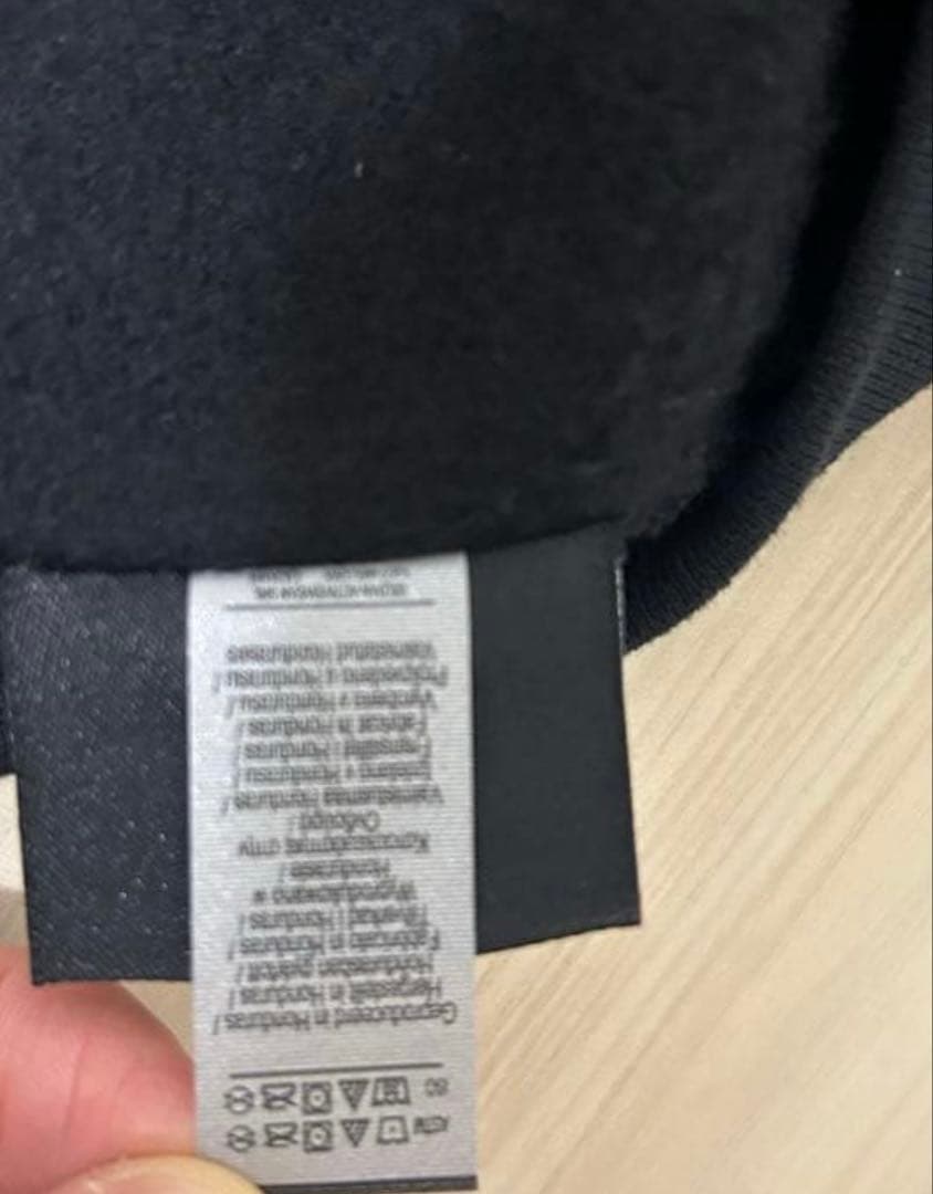 し*ん様 Creek ロゴ BLACK CREW NECK クルーネック トレー