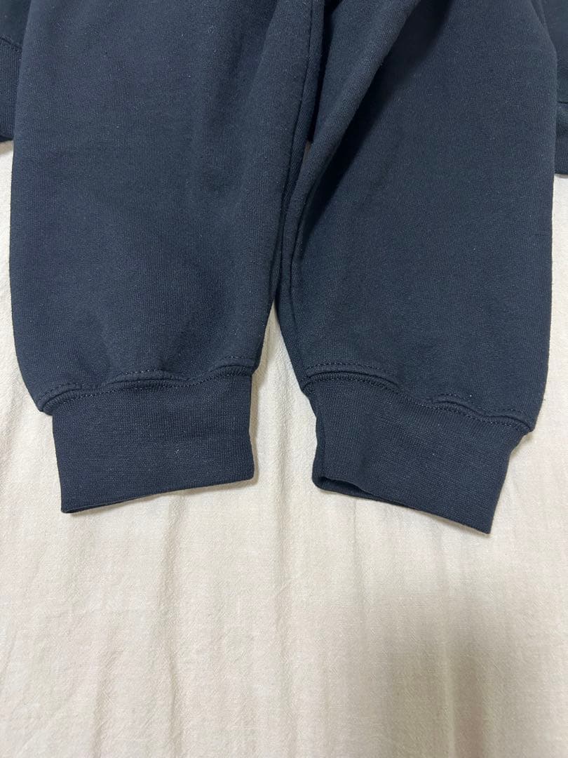 し*ん様 Creek ロゴ BLACK CREW NECK クルーネック トレー