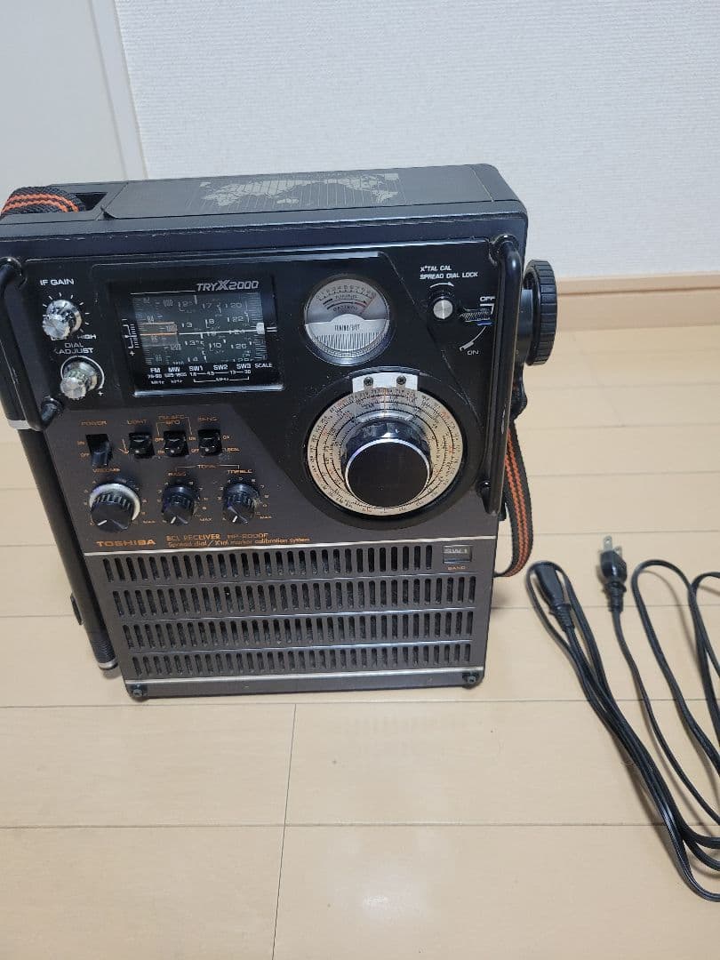 TOSHIBA TRX2000 受信機　 ※電池カバー無し
