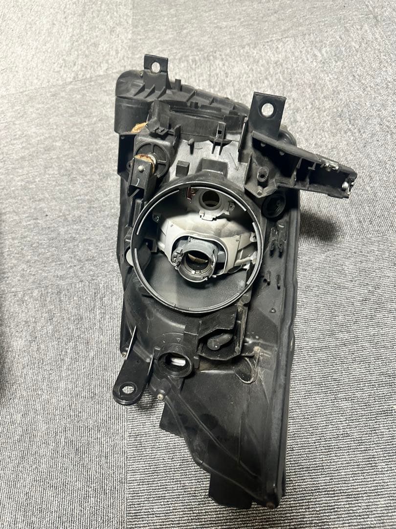 z33 ヘッドライト 球無し