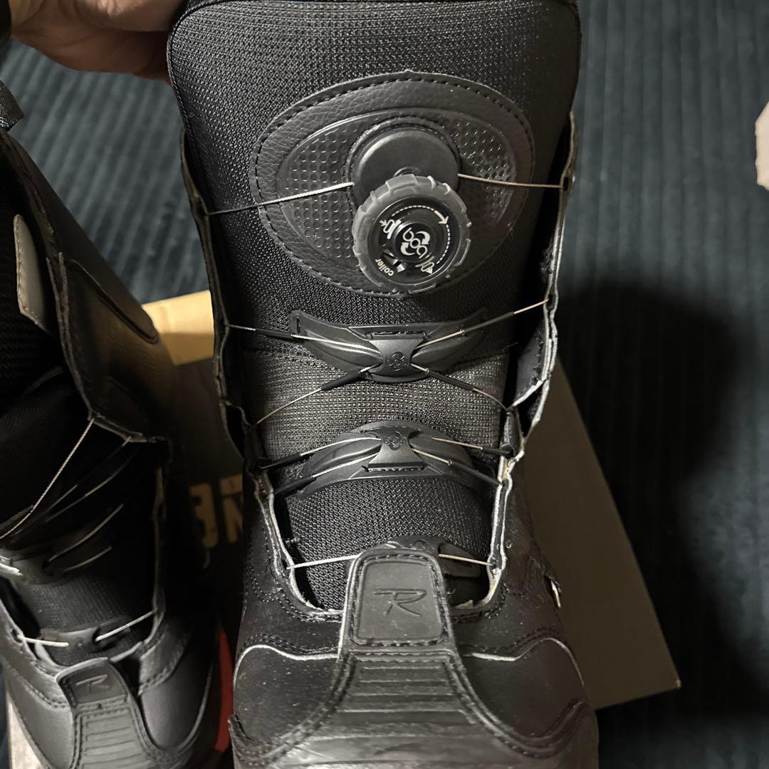 美品　スノーボードブーツ ブラック24.5