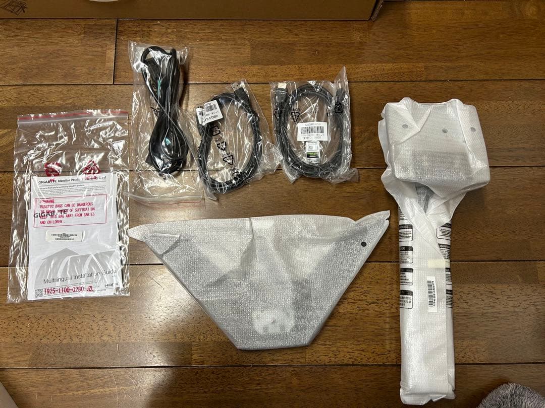 ディスプレイ・モニター本体 GIGABYTE M28U