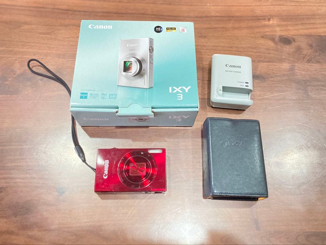 Canon IXY 3 レッド 本体と付属品
